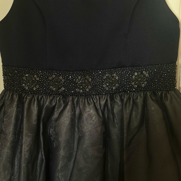 American Princess Girls Dress - Picture 6 of 7